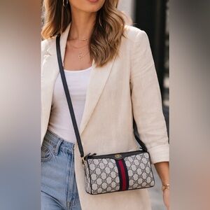 Gucci Navy Sherry line GG Supreme Crossbody Bag with COA